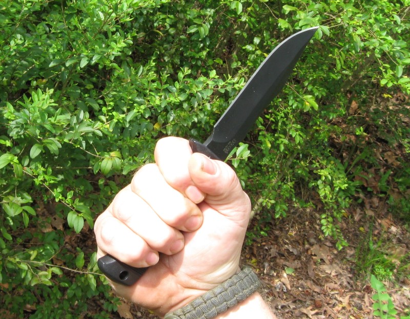 Hammer grip. (Photo:"mistwalker" - bladeforums)