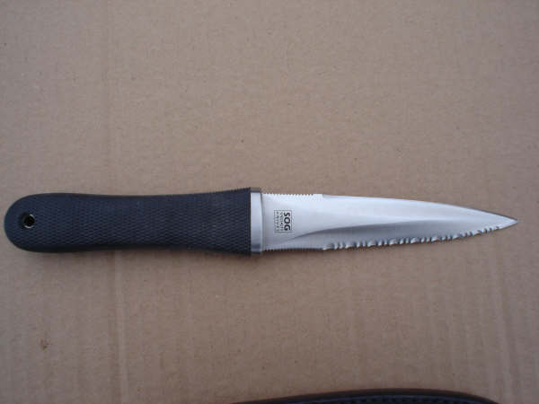 SOG Pentagon with older "square SOG logo"... Dagger (Photo:"Unsub" - bladeforums)