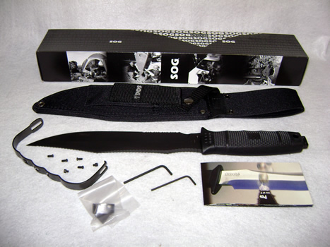 What's in box with SOG Tigershark Elite (Photo: "poor_fish" - ebay)